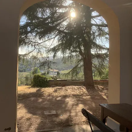 In Il Castellaccio * Poggio a Caiano