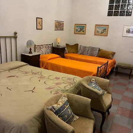 بيت للعطل In Il Castellaccio باغيو آ كايانو