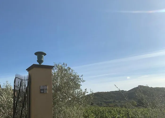 بيت للعطل In Il Castellaccio باغيو آ كايانو